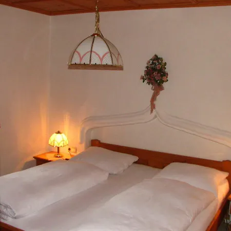 Lotte Familie Gruenberger Brixen im Thale