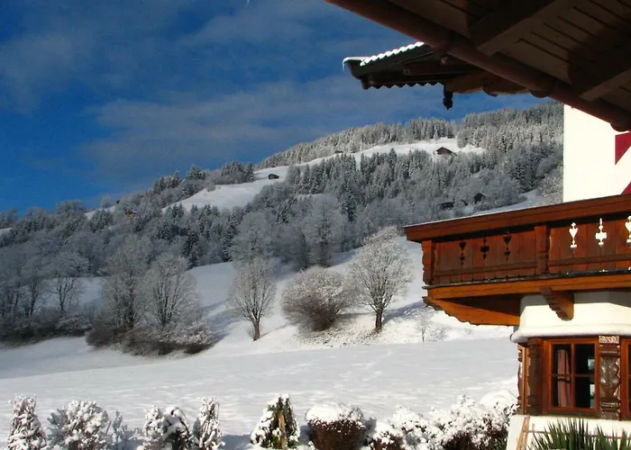 Lotte Familie Gruenberger * Brixen im Thale