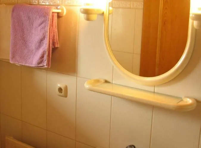 Lotte Familie Gruenberger * Brixen im Thale